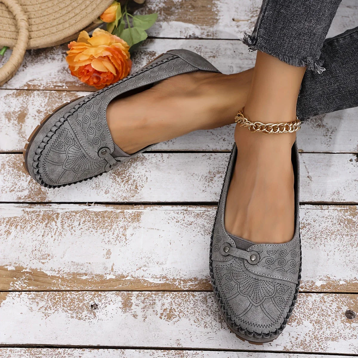 Mocassins Brodés à Bout Rond | Élégance Décontractée et Confort Quotidien