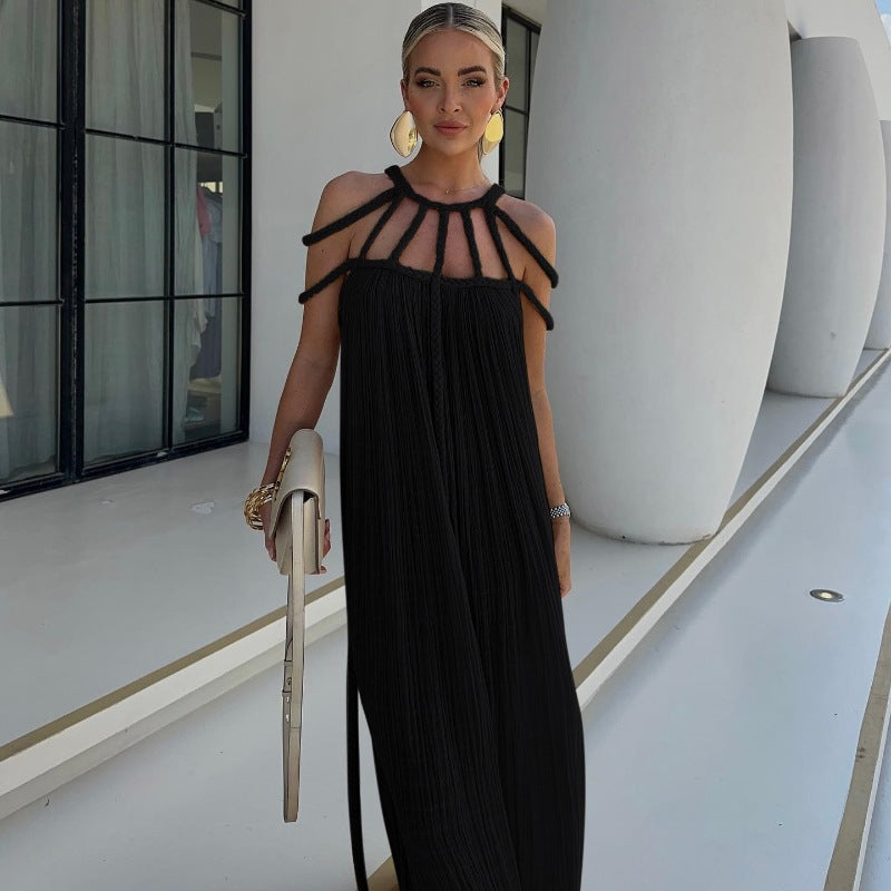 Robe Longue Dos Détailé | Élégance Drapée et Charme Graphique