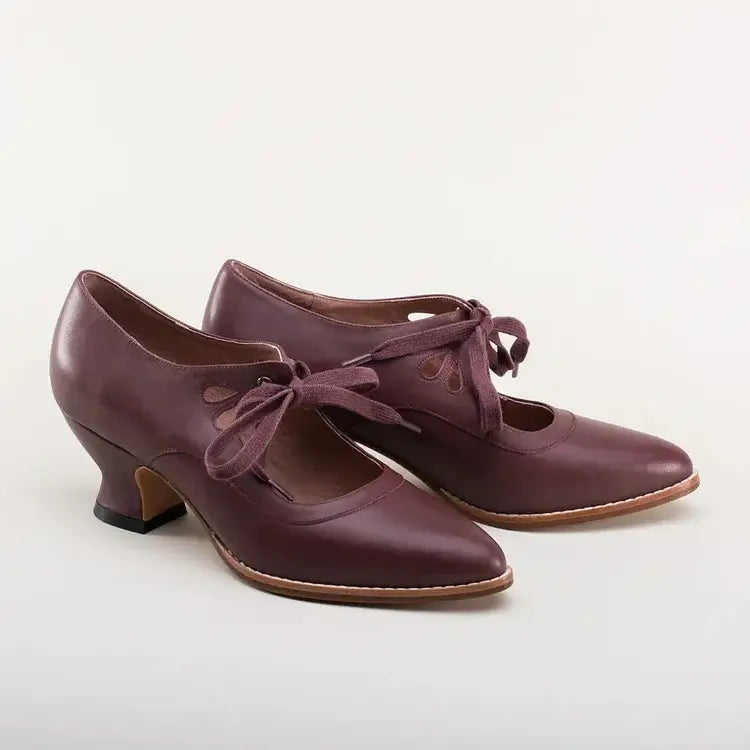 Escarpins Rétro à Lacets | Cuir Véritable Noir | Talon Bas Confortable
