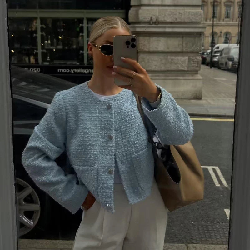 Veste Bouclé | Légère & Cintrée | Boutons Dorés