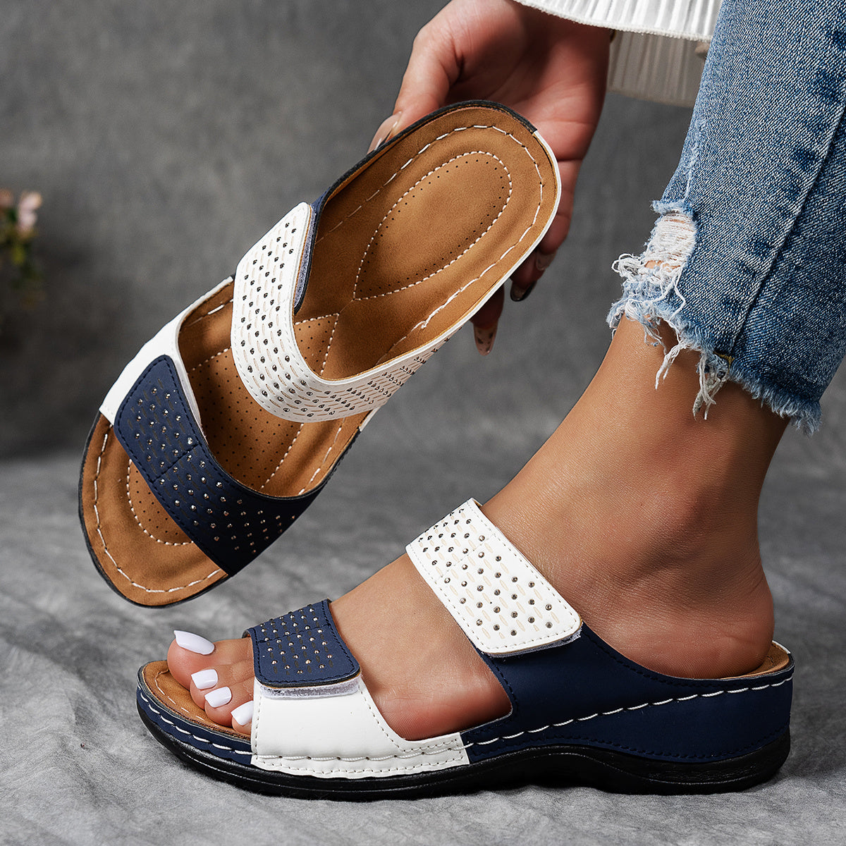 Sandales Ouvertes à Brides Perforées | Confort Léger et Style Estival