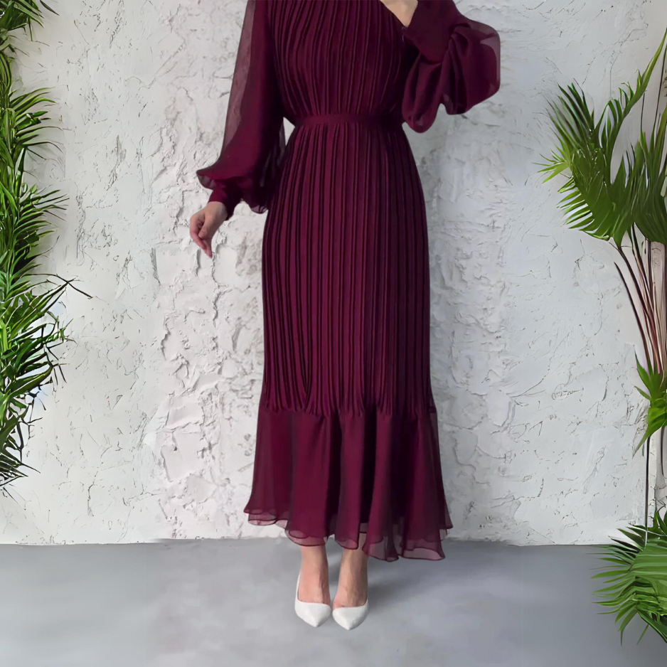 Élégance Nocturne | Robe Longue Plissée à Manches Bouffantes