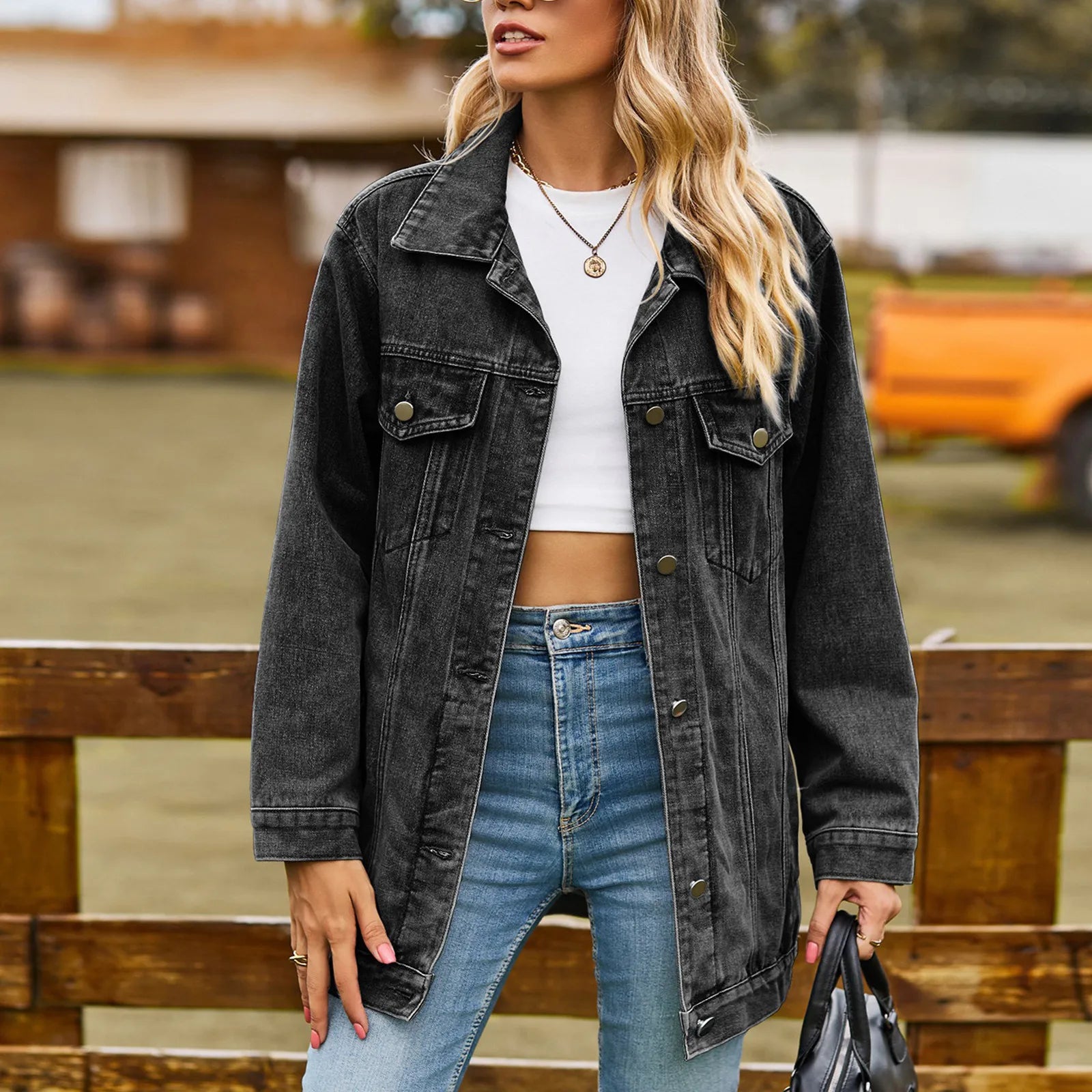 Veste en Jean Délavé | Intemporelle et Décontractée