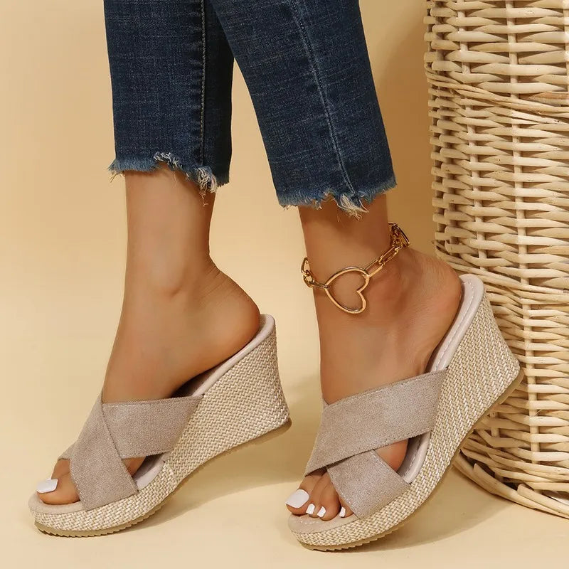 Sandales Compensées Élégance Naturelle | Confort et Style
