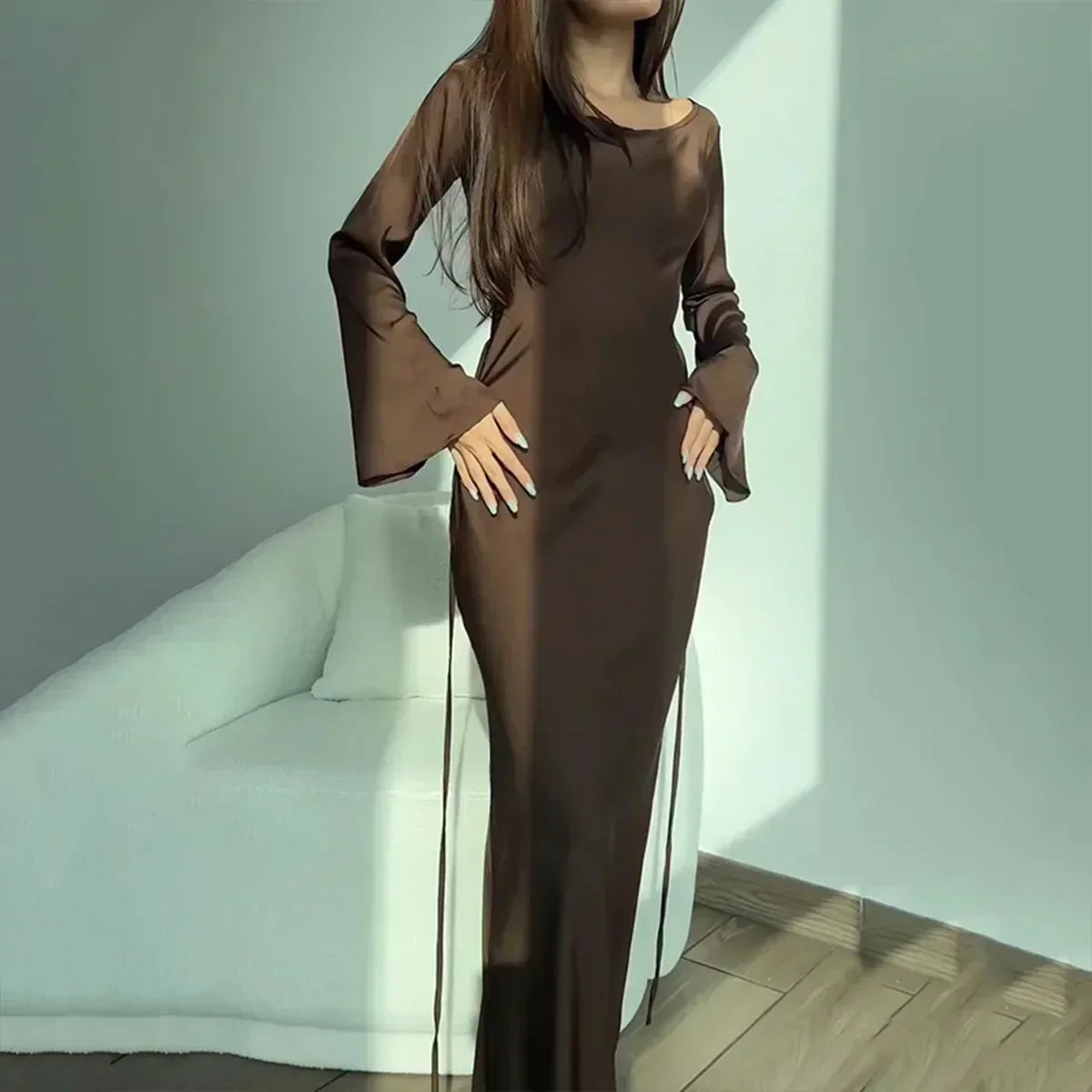 Robe Longue Satinée Manches Longues | Élégance Pure et Silhouette Sublimée