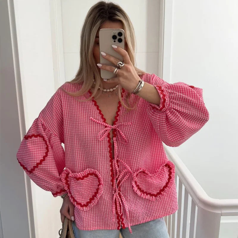 Blouse Vichy Romantique | Détails Nœuds et Finitions Ondulées