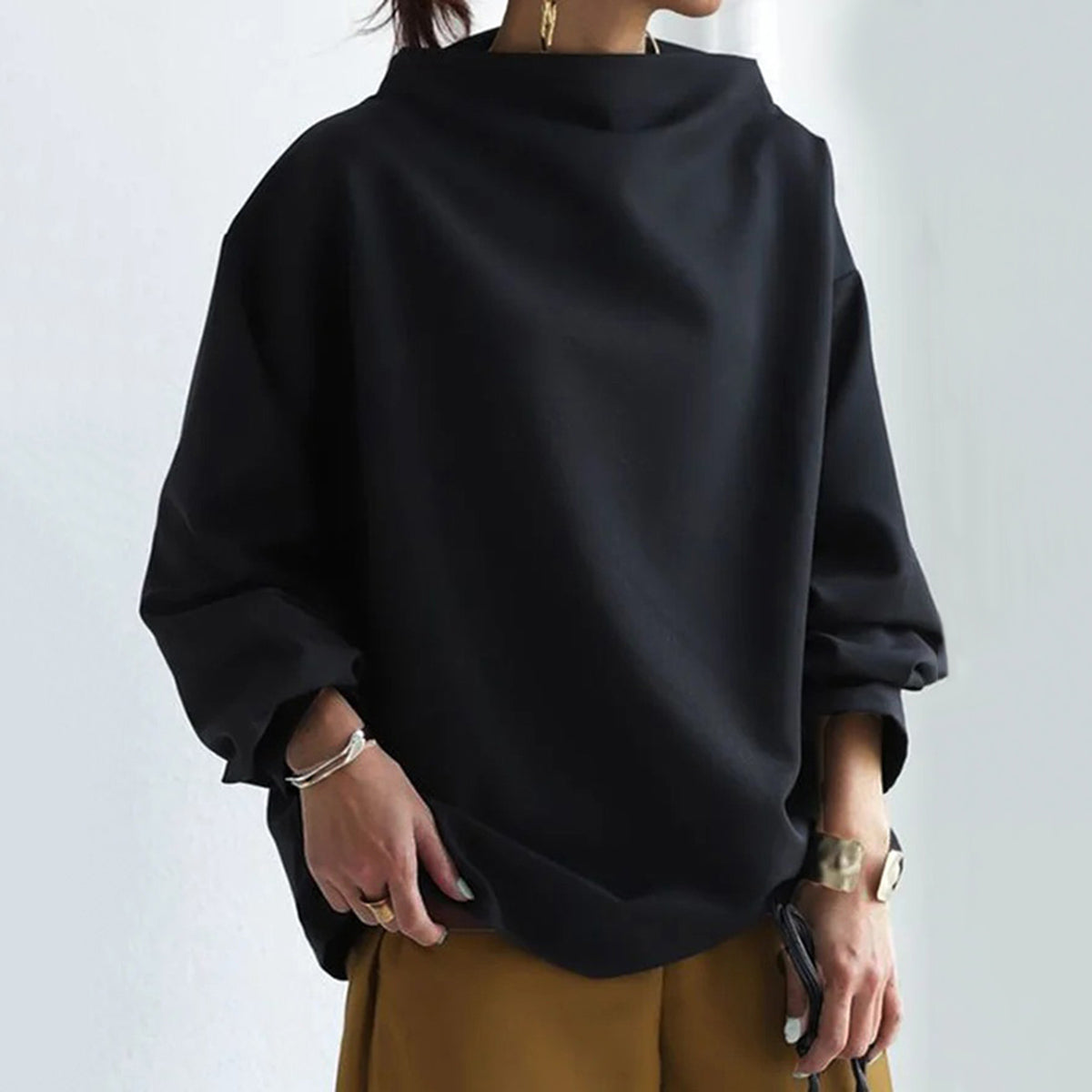 Eva - Blouse Oversize | Col Montant | Élégance Minimaliste