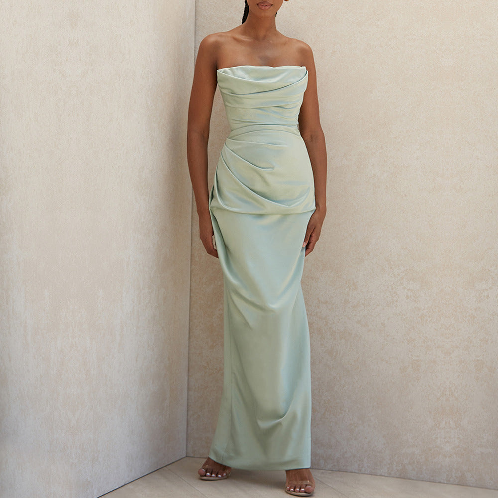 Robe Longue Drapée | Élégance Satinée et Silhouette Sculptée