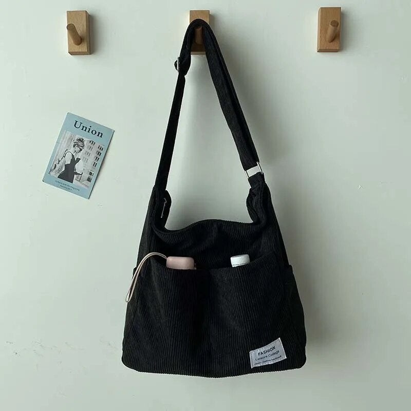 Casual Tendre | Sac Cabas en Velours Côtelé avec Porte-Clé Ourson