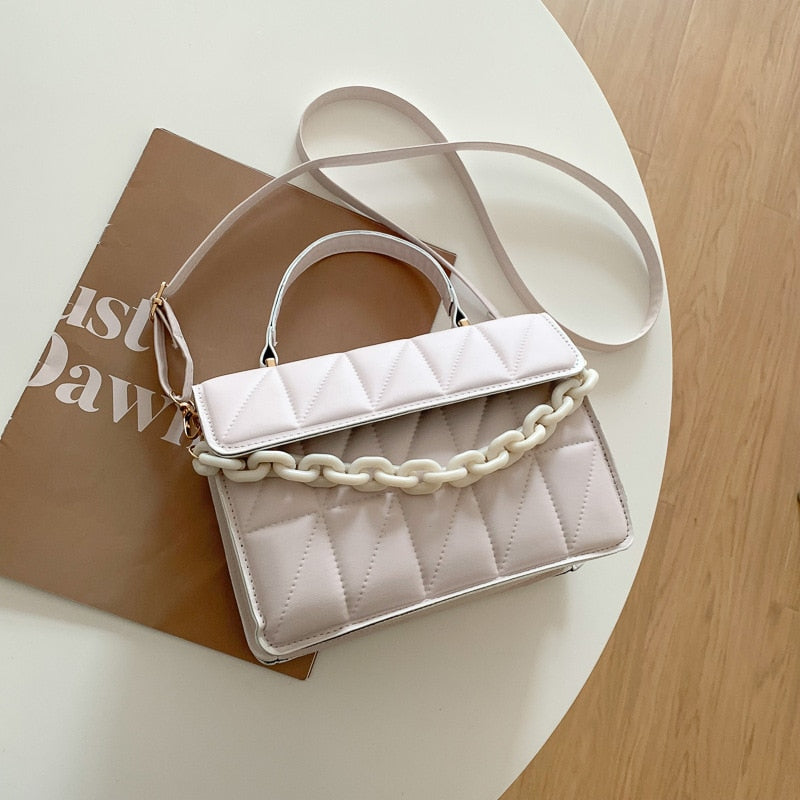 Sac Bandoulière Matelassé | Élégance Minimaliste et Détail Moderne