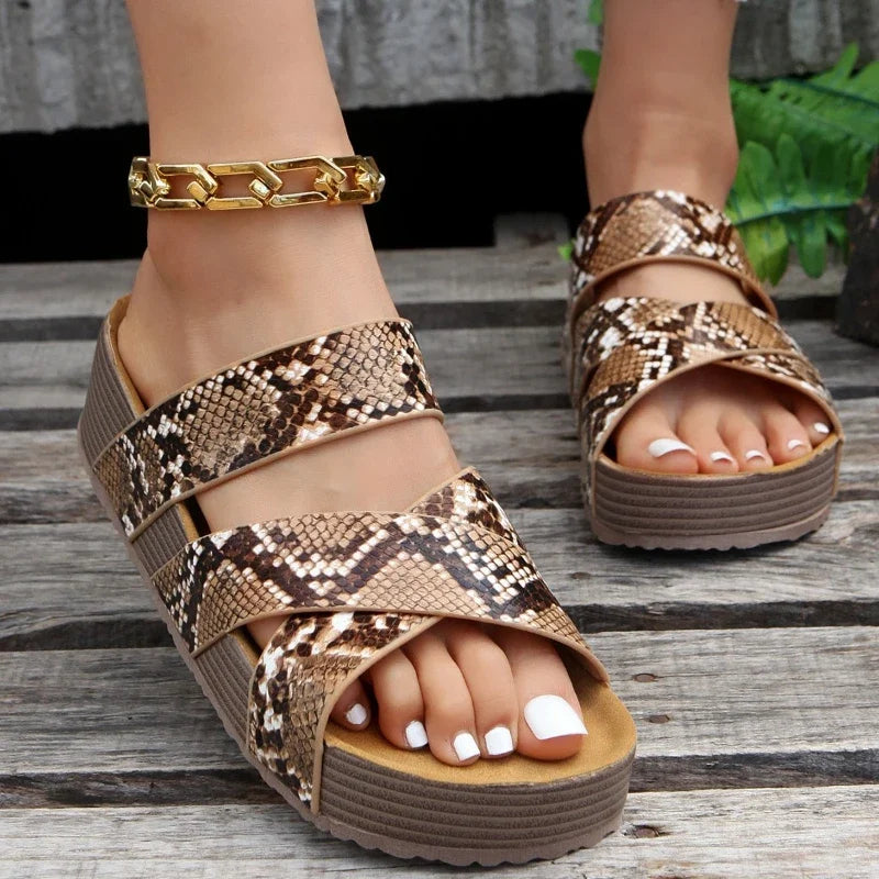 Sandales Compensées Femme | Brides Tressées | Confortables & Décontractées