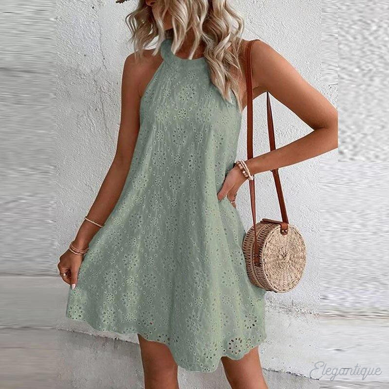 Robe Brodée en Coton | Sans Manches | Tenue Décontractée d'Été